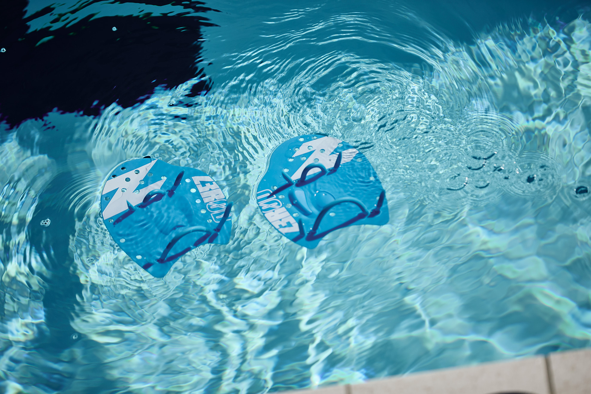 PLAQUETTES NATATION - M ATOLL