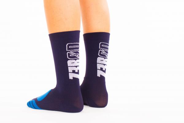 Z3R0D - Chaussettes hautes bleu marine avec logo noir pour la course à pied et le vélo. 